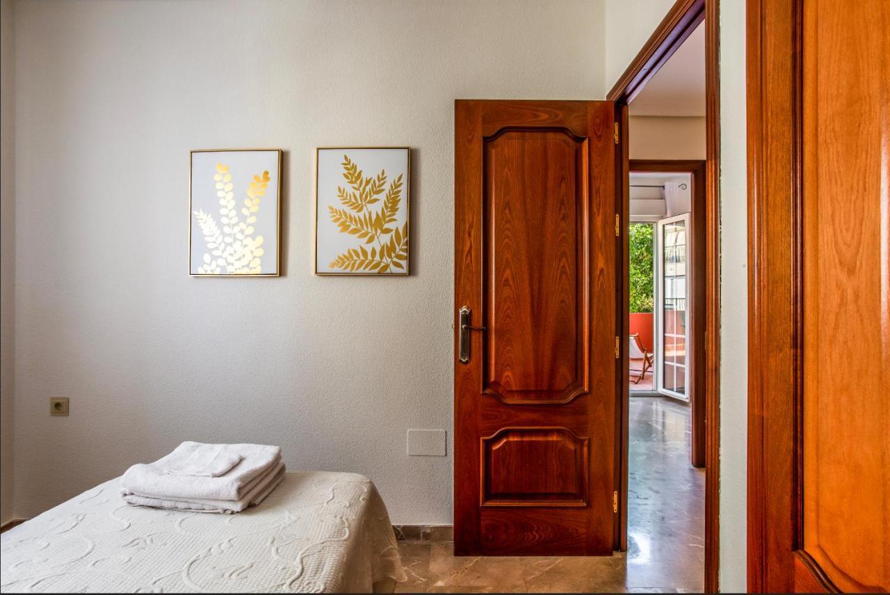 Dimora Buono Apartment Almeria Luaran gambar